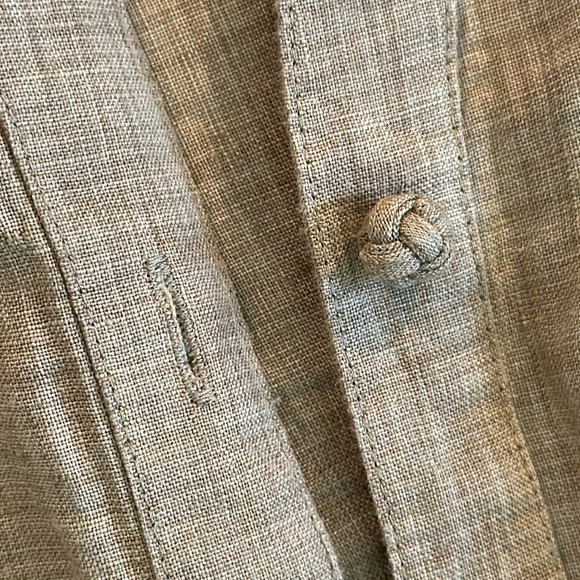 J Jill Shirt Cardigan Women 100% Linen Beige Lightweight Lagenlook Knot Buttons - Picture 3 of 10